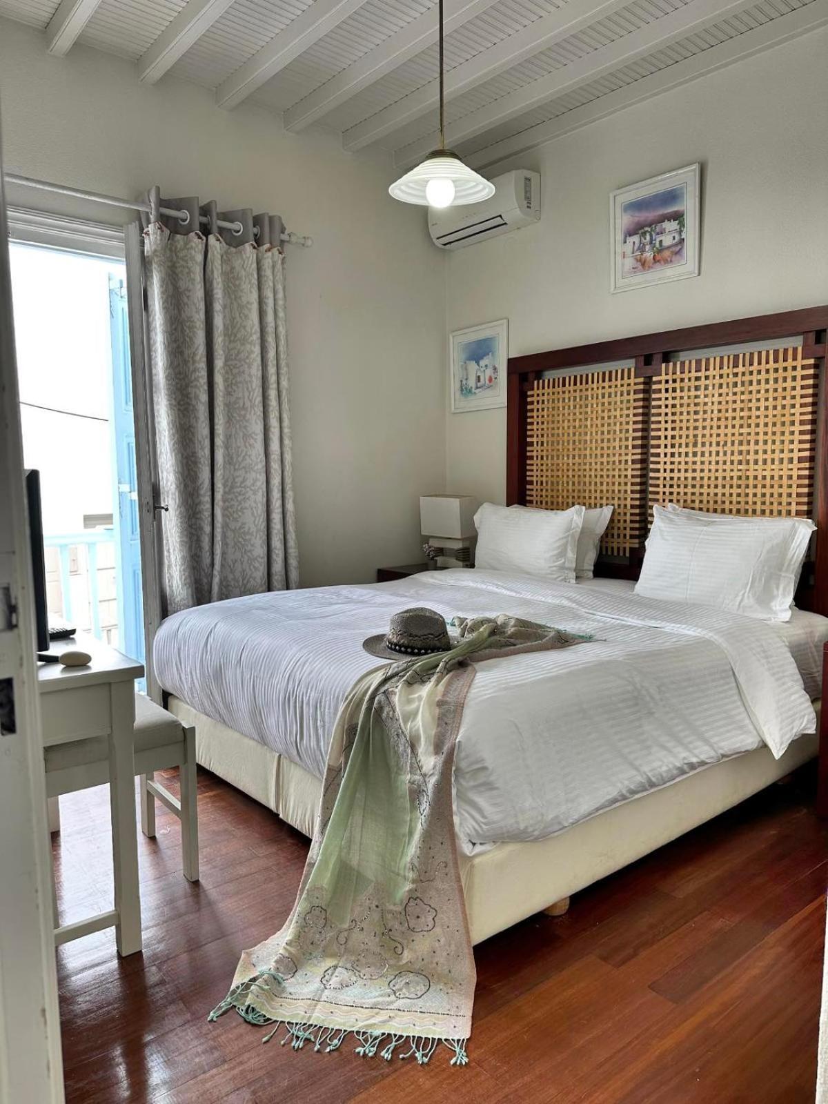 Le Coq Apartments Mykonos Town Екстер'єр фото