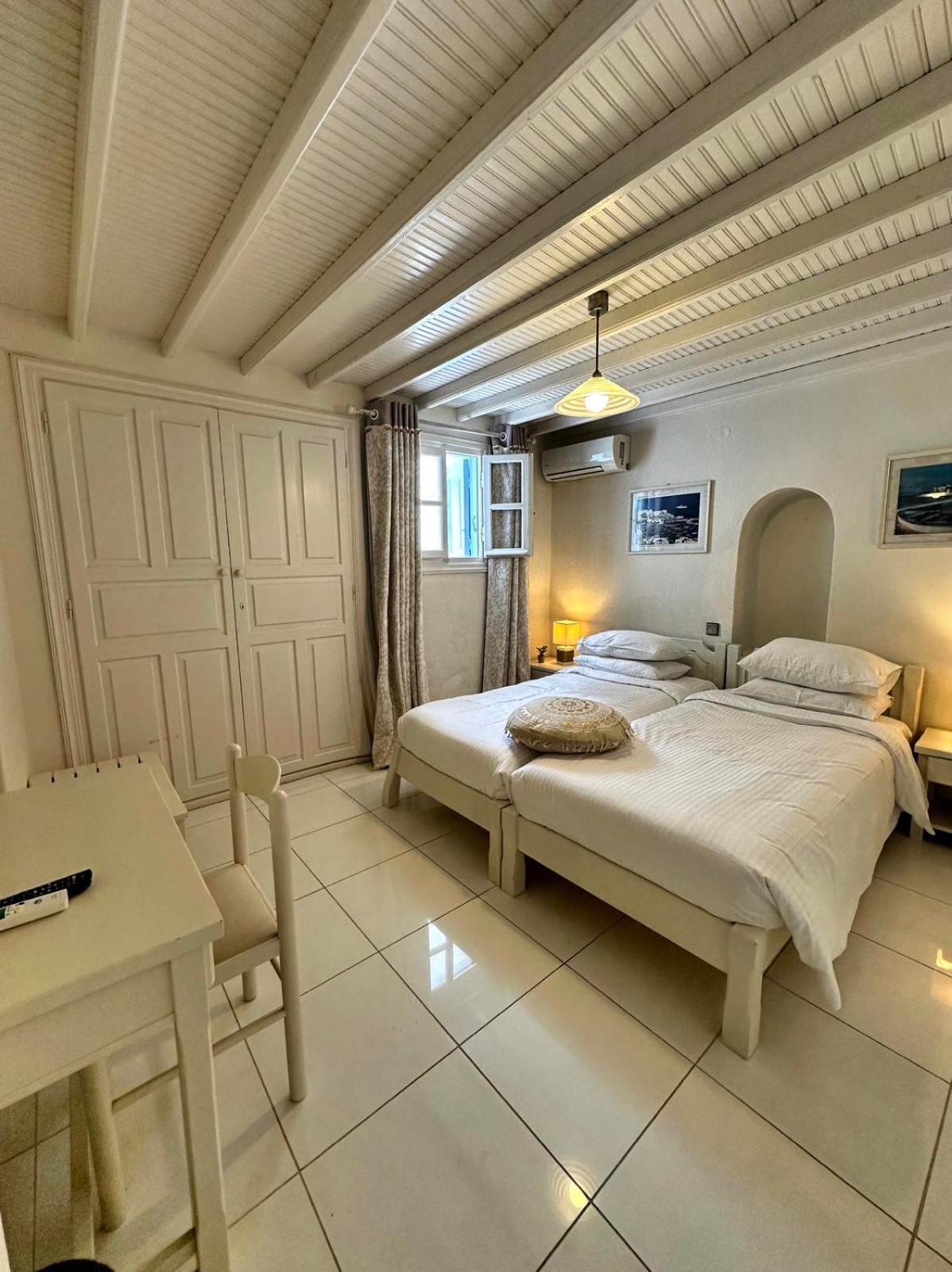 Le Coq Apartments Mykonos Town Екстер'єр фото